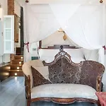 Apartment Lakeshore House
