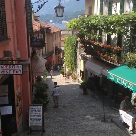 Lakeshore House * 贝拉焦