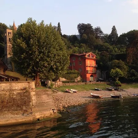 Lakeshore House 贝拉焦