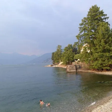 Lakeshore House Апартаменты *
