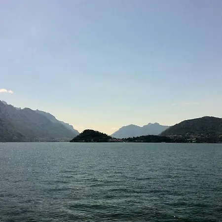 Lakeshore House Apartman *